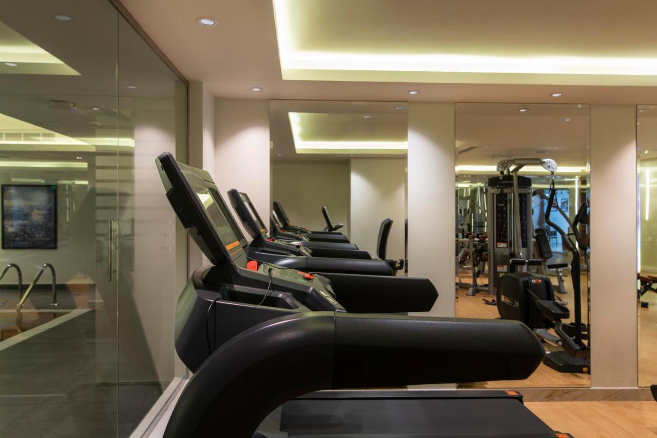 Vittori Palace Hotel And Residences Riyadh Exterior photo The gym at the hotel